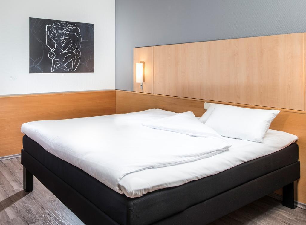 Ibis Hotel Айзенах Екстериор снимка